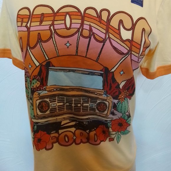 Ford Bronco Retro Ringer Tee NWT Yellow t shirt size XS - Picture 4 of 4